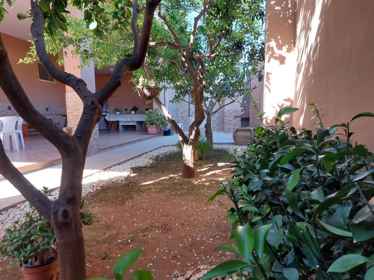 Casa Con Giardino Giacalone Aparthotel Mazara del Vallo Exterior photo